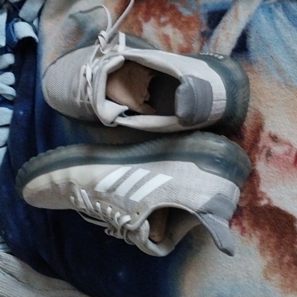 Women's Addidas Boost Sz 8.5 - Picture 7 of 10